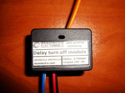 Picture of car DRL led delay turn off timer switch 3 to 300s 12V 1A box positive activating