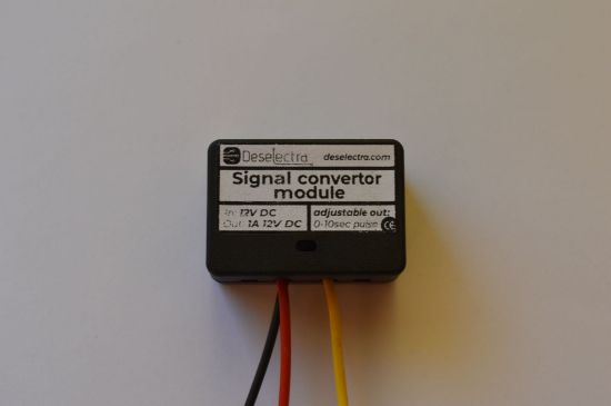 Picture of Car Module Convert Constant ON signal to adjustable 0-10 sec single pulse 12V