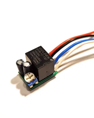 Снимка на SMD автомобилен таймер-реле 1–150 сек. изключване със закъснение, 12V 20A директен изход